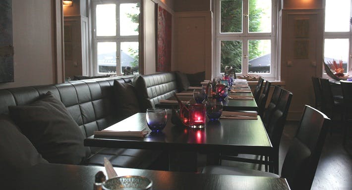 Image 1 of restaurant Oceans Restaurant Bar & Lounge
