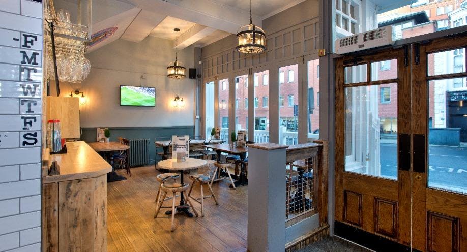 Restaurant Bower's Tap Leeds in City Centre, Leeds