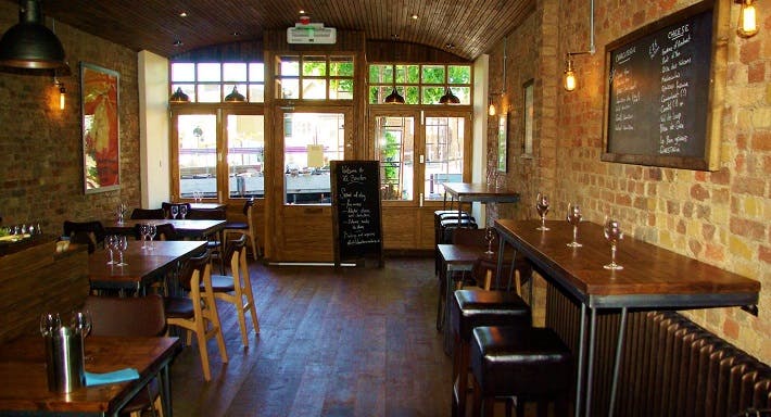 Photo of restaurant Le Bouchon Wine Bar in Blackheath, London