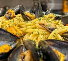 Restaurant Mediterraneo fish & drink in Vomero, Naples