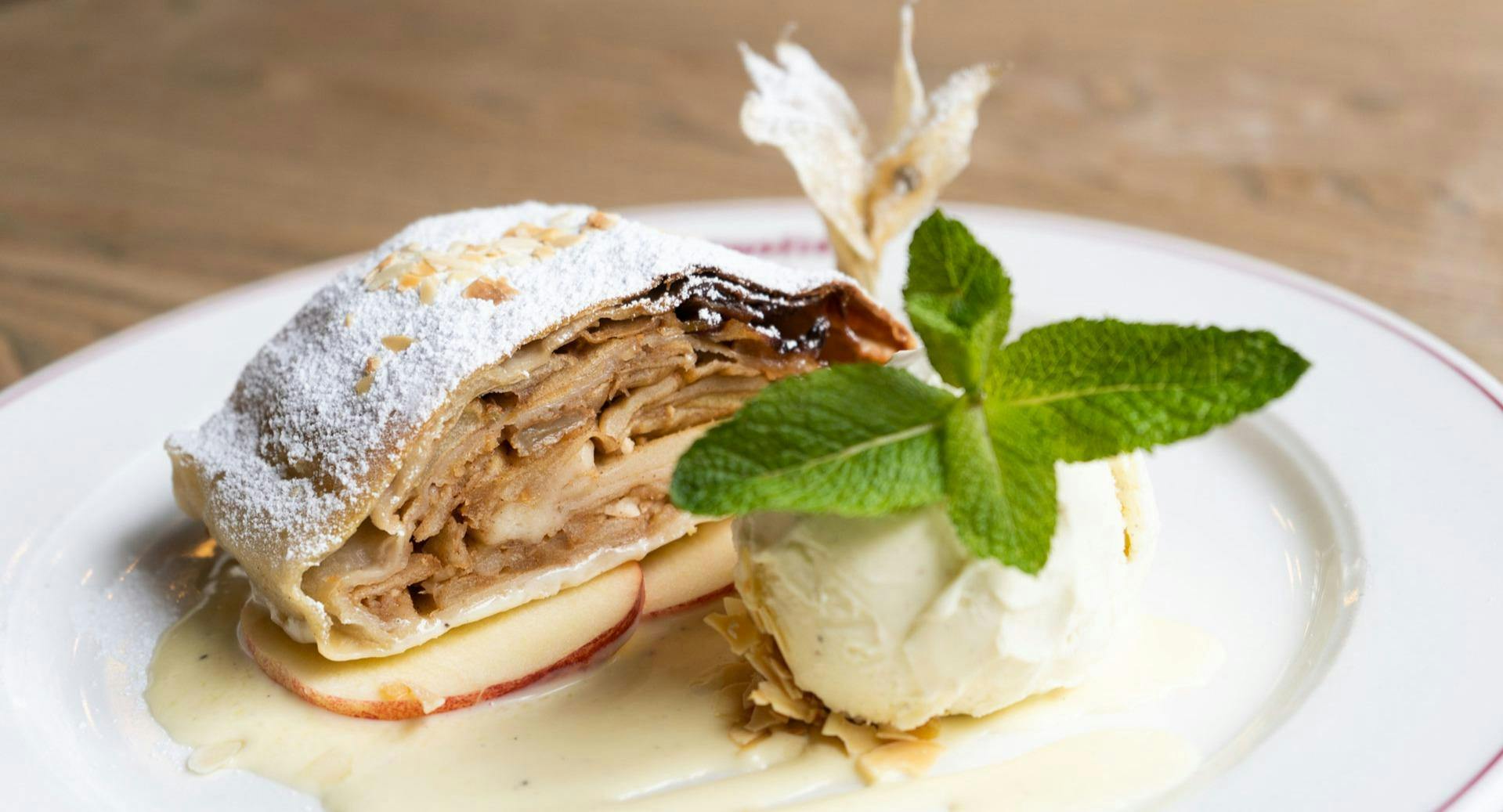 Photo of restaurant Fischerhütte Am Schlachtensee in Zehlendorf, Berlin - Photo 6