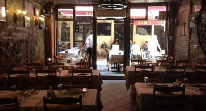 Beyoğlu, Istanbul şehrindeki Nevizade Çağlar Restaurant restoranının fotoğrafı