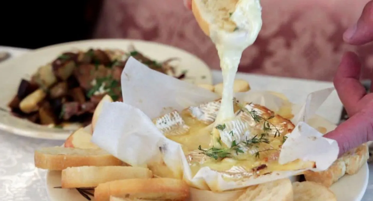 Photo of restaurant Le Petit Louvre in Potts Point, Sydney - Photo 9