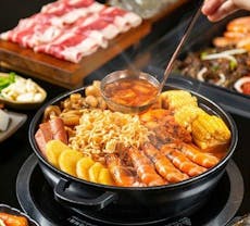Restaurant LING HOTPOT&BBQ in City Centre, Turin