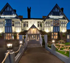 Restaurant The White Hart, Crowborough in Town Centre, Crowborough