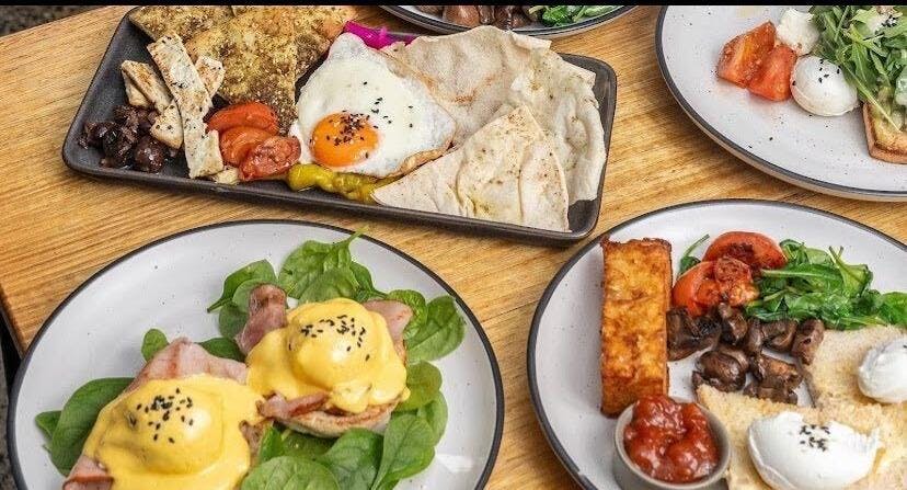 Restaurant Youngman Cafe in Preston, Melbourne