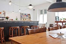 Finde Entdecke Kostliche Kaffee Kuchen Restaurants In Neukolln