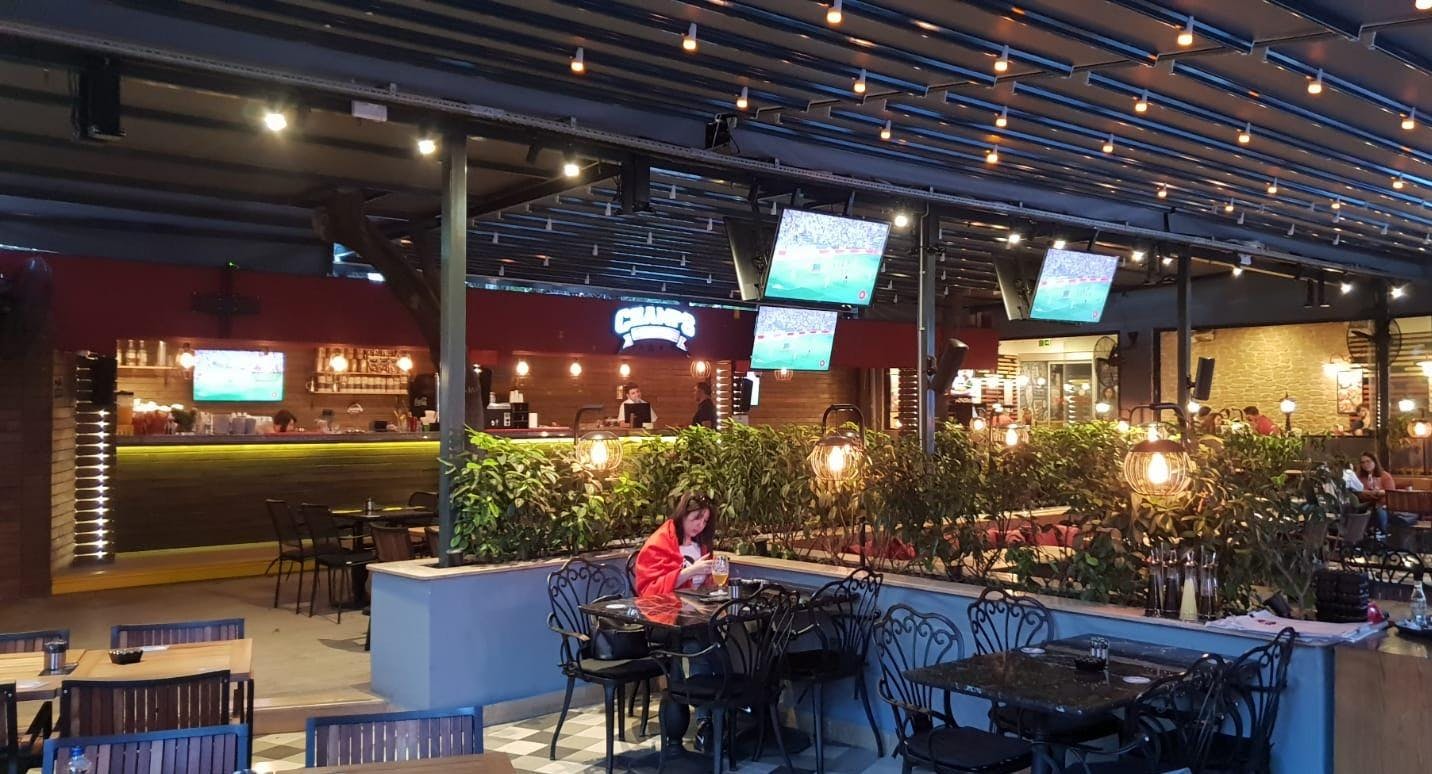 Photo of restaurant Champs Sports Pub in Beşiktaş, Istanbul