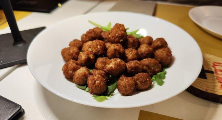 Restaurant Pub & Braceria Ferlotti in Fuorigrotta, Naples