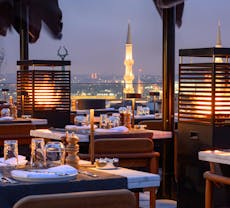 Fatih, İstanbul şehrindeki Roof Mezzepotamia restoranı