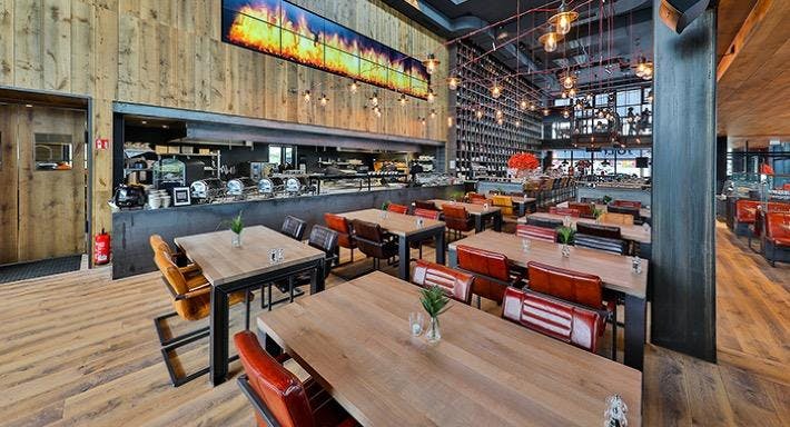 Haus Rosgen Allsteaks In Duisburg Neudorf Sued Online Reservieren