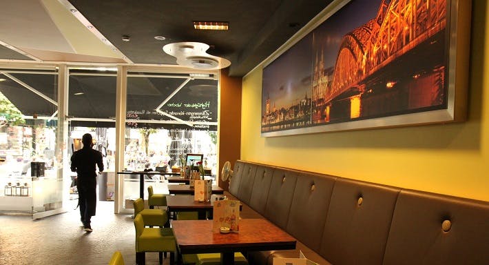 Image 2 of restaurant Stark