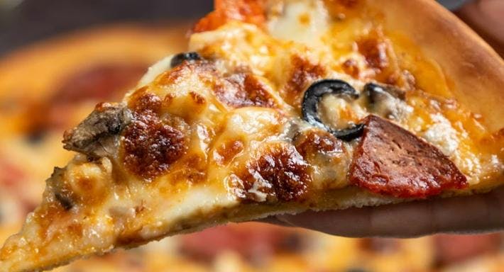 Restaurant Durazzo Pizzeria Restaurant in Harringay, London