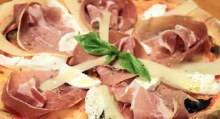 Photo of restaurant Durazzo Pizzeria Restaurant in Harringay, London - Photo 2