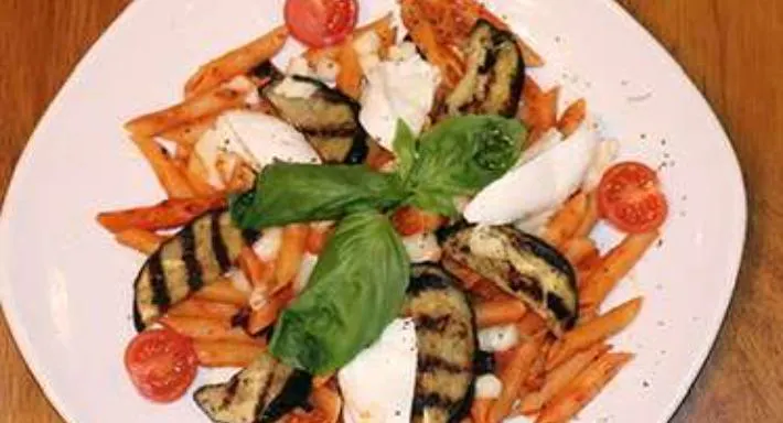 Photo of restaurant Durazzo Pizzeria Restaurant in Harringay, London - Photo 5