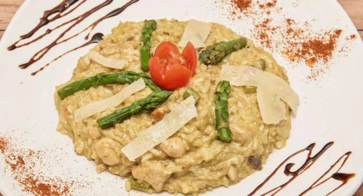 Photo of restaurant Durazzo Pizzeria Restaurant in Harringay, London - Photo 8