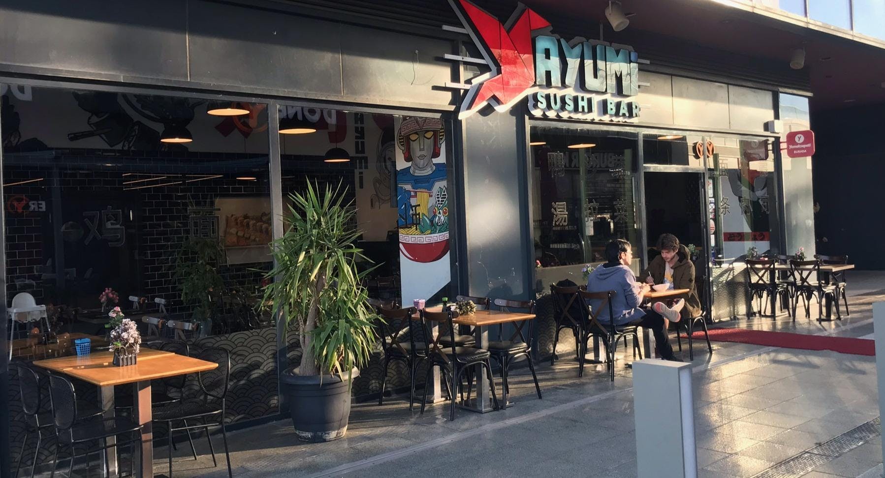 Ayumi Sushi Bar restoranının 2 fotoğrafı