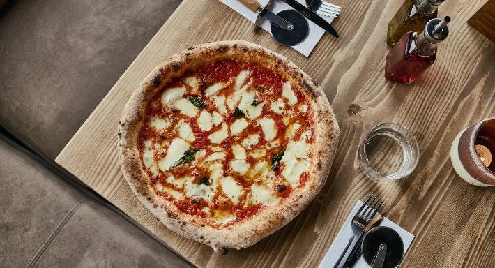 Restaurant The Birds Nest in Brixton, London