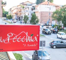Ristorante Da Pecchia Pizza e Sfizi Napoletani a Centro città, Torino
