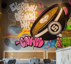 Restaurant Café No. 5 in Neustadt-Süd, Cologne