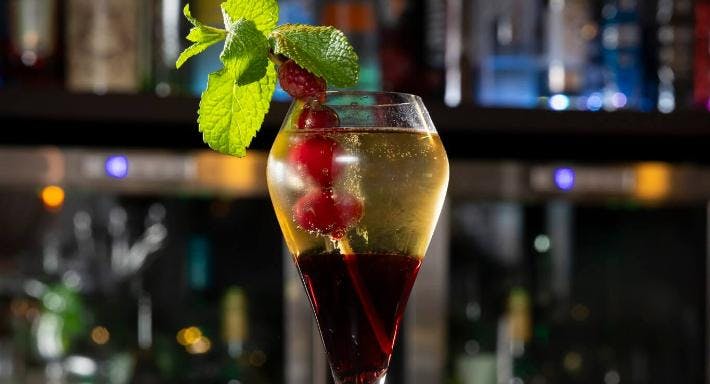 Photo of restaurant Cyprianis Locksbottom in Orpington, Bromley - Photo 4