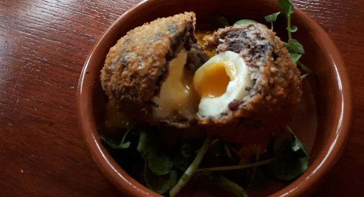 Photo of restaurant The Foresters Arms in Bagshot, Bagshot - Photo 2