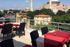 Sultanahmet, Istanbul şehrindeki Palmiye Restaurant restoranı
