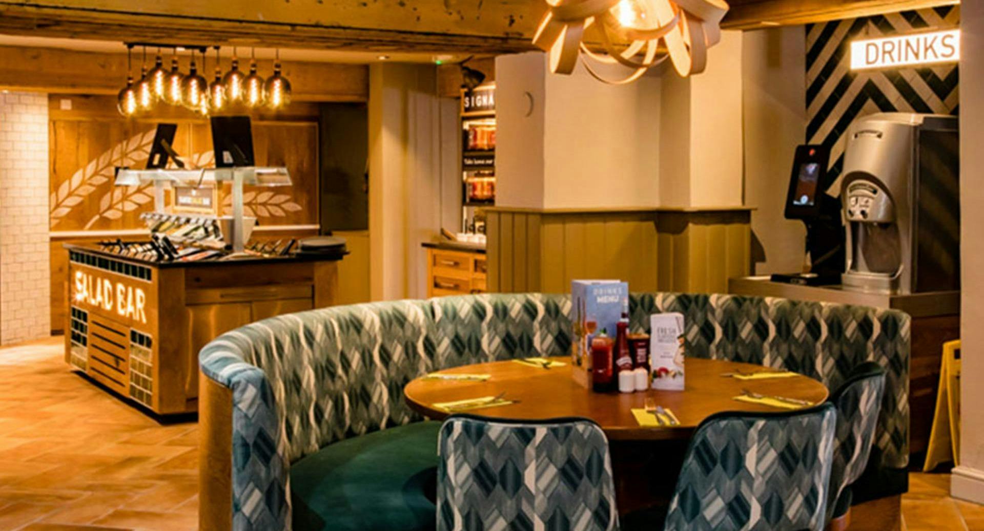 Photo of restaurant HARVESTER GEORGE MORDEN in Tooting, London - Photo 6