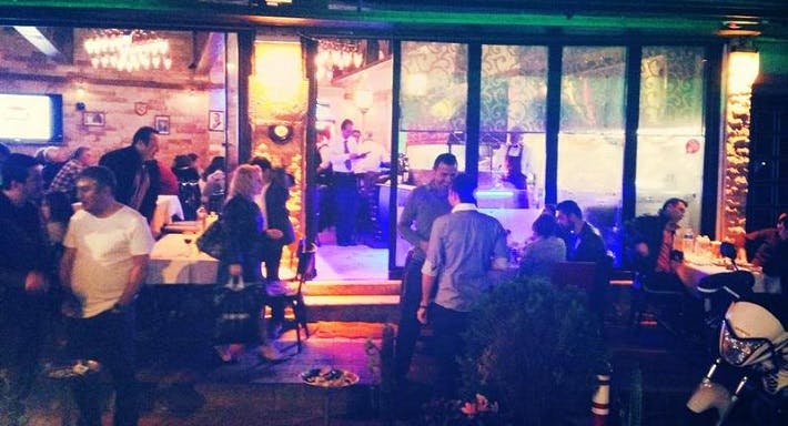 Kadıköy, Istanbul şehrindeki Selimiye Birtat Meyhanesi Kadıköy restoranının fotoğrafı