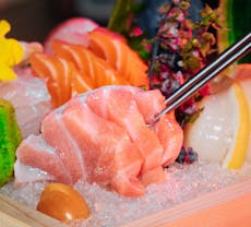 Restaurant Omu Nomu Craft Sake & Raw Bar in Bugis, 新加坡