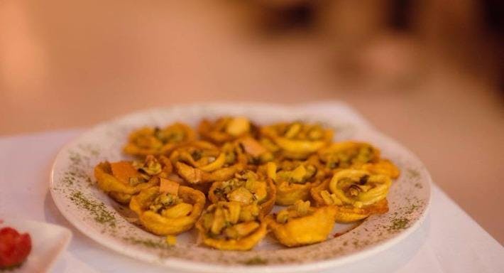 slider image 1