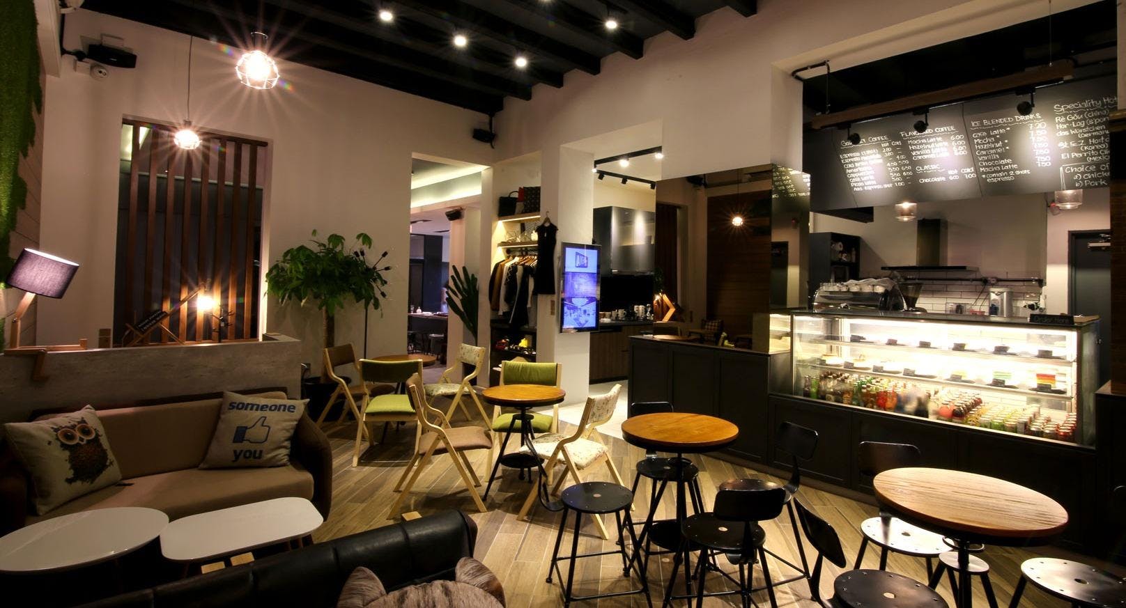 Photo of restaurant Avenue Cafe in Joo Chiat, Singapore