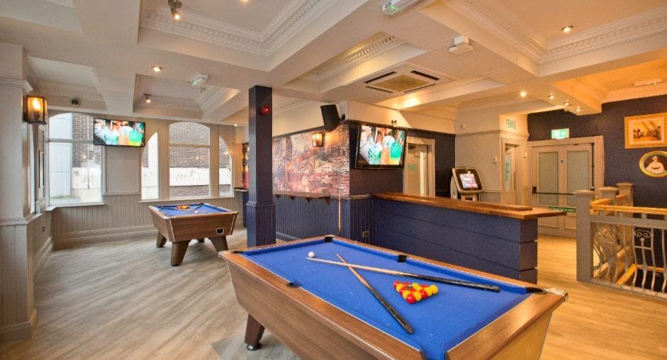 Photo of restaurant Yates Bolton in Centre, Bolton - Photo 3