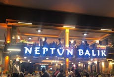 Beyoğlu, İstanbul şehrindeki Neptün Balık restoranı