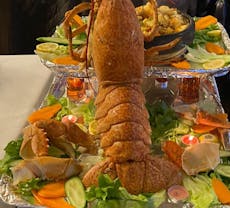 Beyoğlu, İstanbul şehrindeki Neptün Balık restoranı