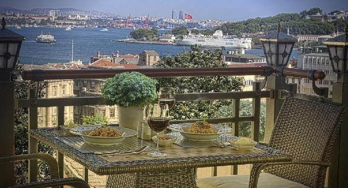 Beyoğlu, İstanbul şehrindeki Galata La Bella Teras Restaurant restoranının fotoğrafı