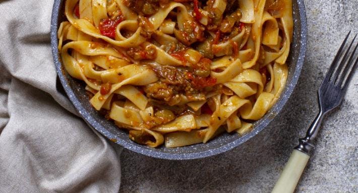 Restaurant Da Valter Restaurant in Tooting, London