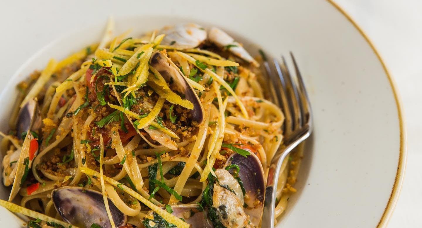 Restaurant Mancini's Original Woodfired Pizza in Belfield, Sydney