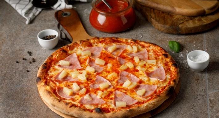 Photo of restaurant Caloroso Pizza - Hackney in Hackney, London - Photo 4