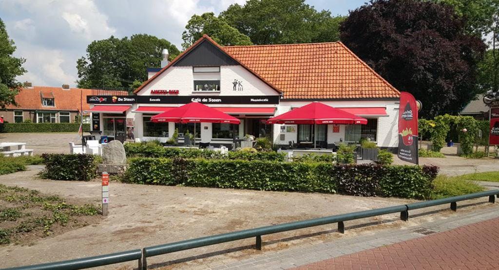 Photo of restaurant Cafe de Steen in Centre, Willemsoord