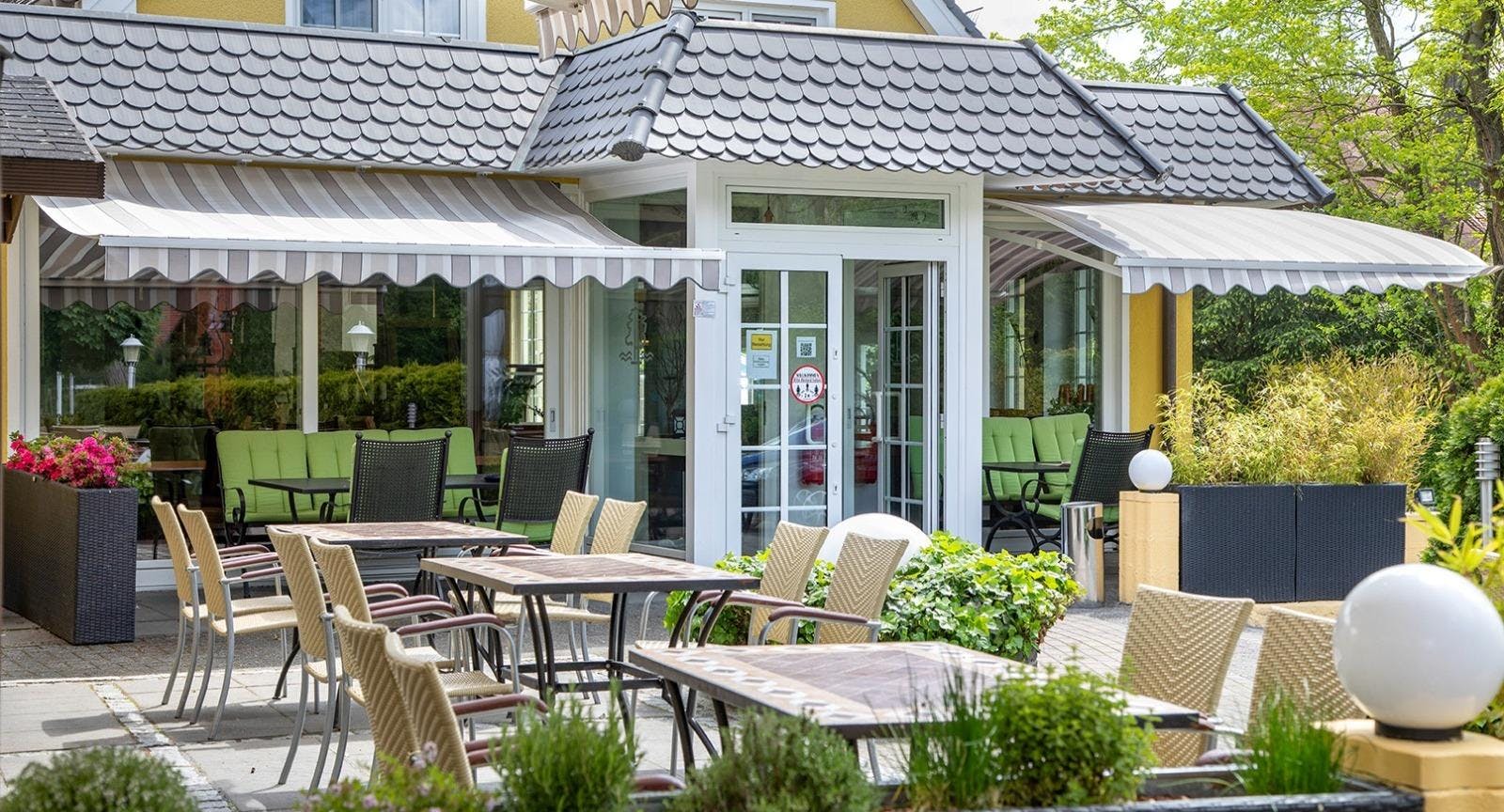 Photo of restaurant Die Zwillinge 1983 - Essen bei Freunden in Caputh, Schwielowsee - Photo 4