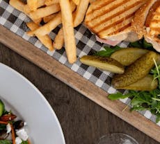 Restaurant Sebastian's Italian Cafe in Victoria Park, Perth