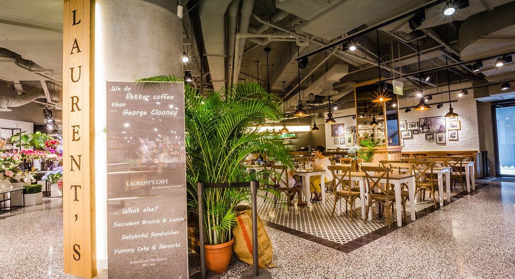 Photo of restaurant Laurent's Cafe in Orchard Road, 新加坡