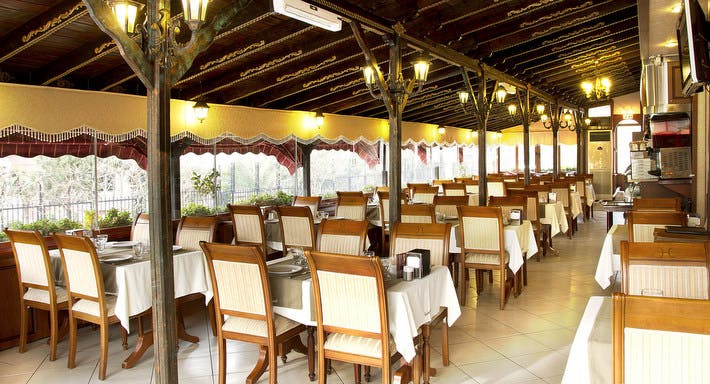 Acıbadem, İstanbul şehrindeki Hacıbaşar Acıbadem restoranı