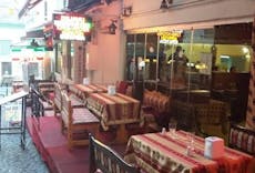 Fatih, Istanbul şehrindeki Dejavu Restaurant & Bar restoranı