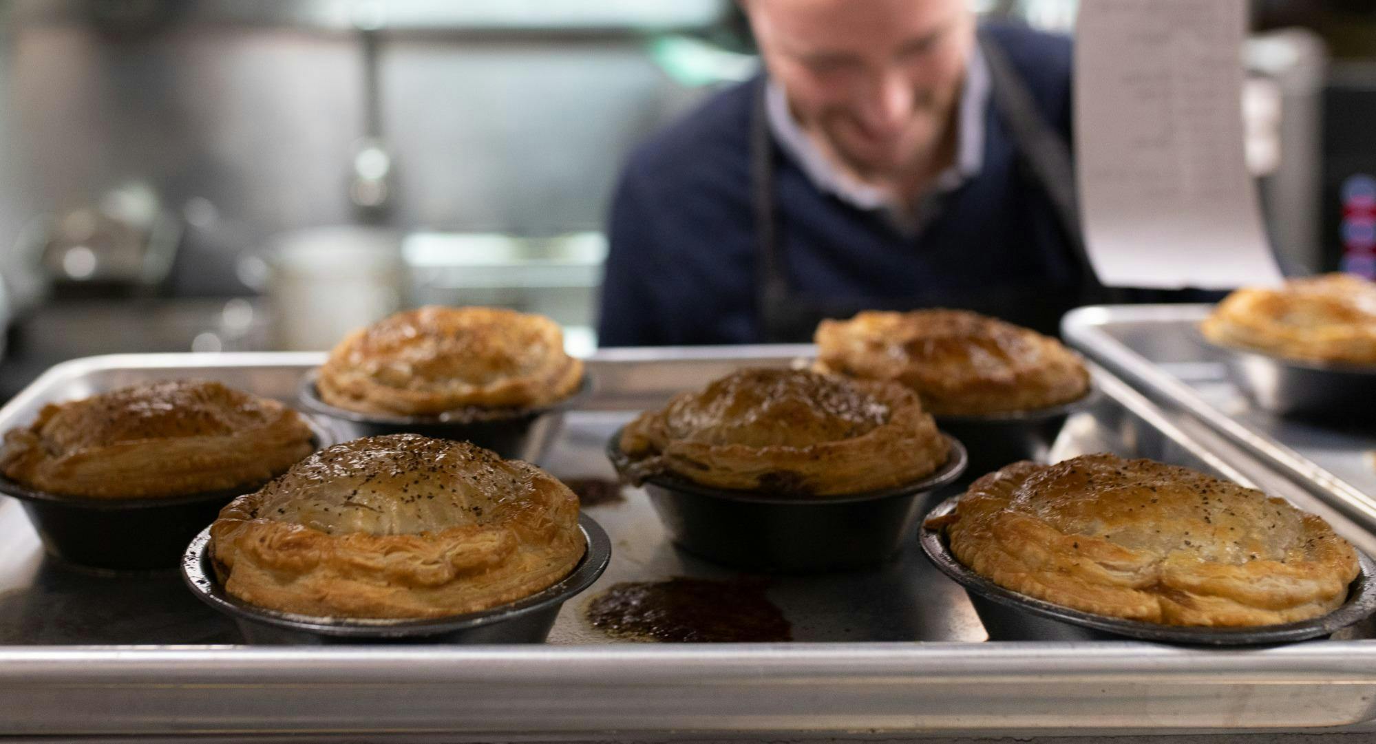 Restaurant The Claddagh Irish Pub in Newmarket, Auckland