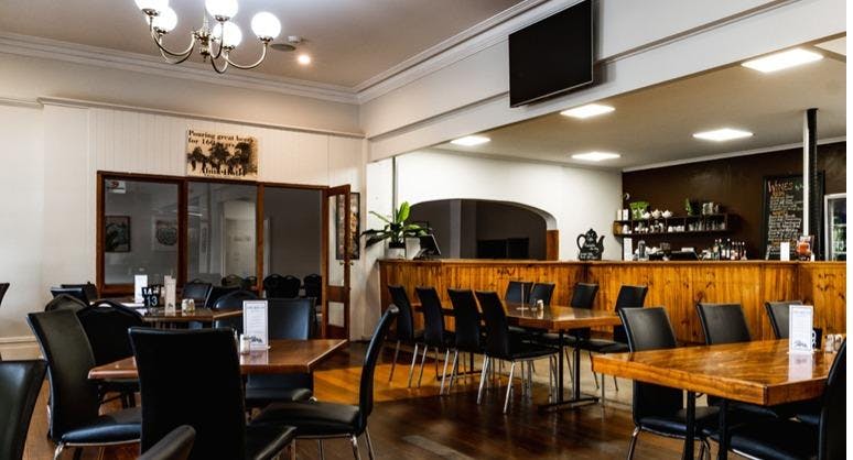 Restaurant Alma Hotel in Willunga, Adelaide