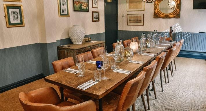 Restaurant The George, Poplar in Bank, London