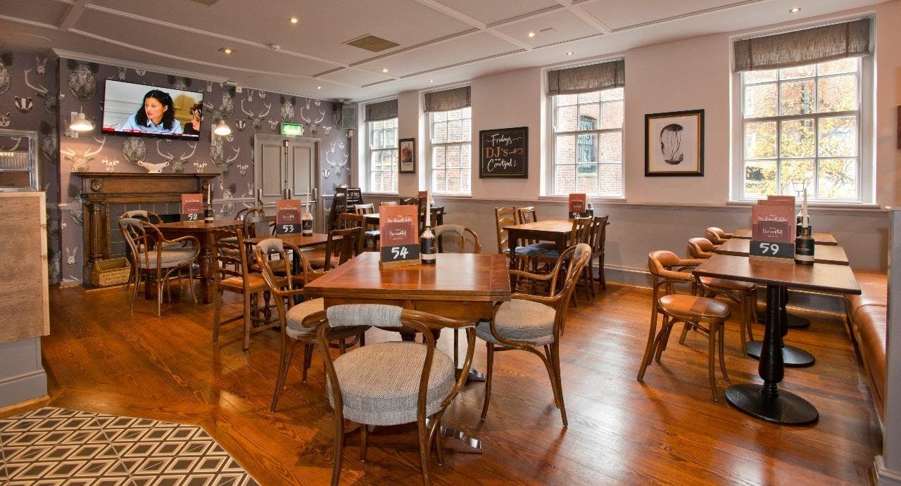 Image 1 of restaurant Lamb Inn