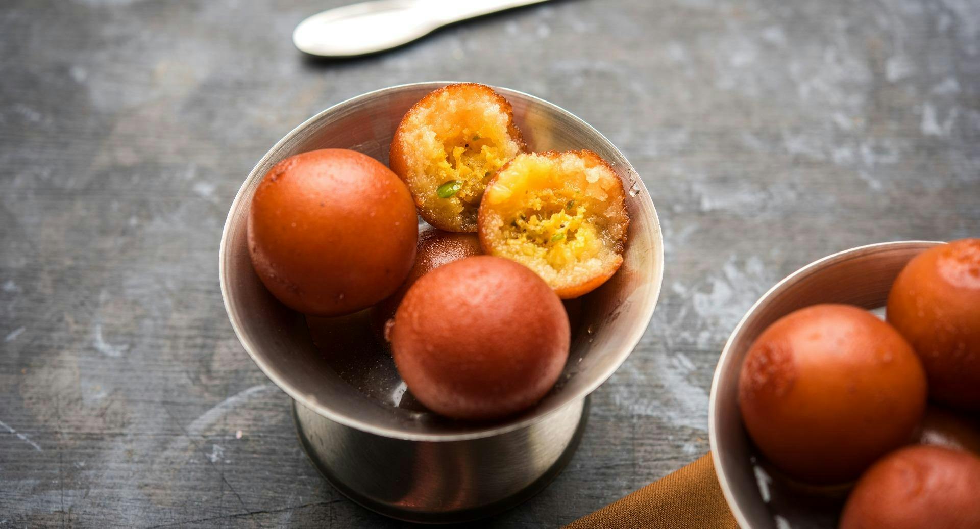 Restaurant Holy Tikka - Indian Streetfood & Bar in Steinhausen, München